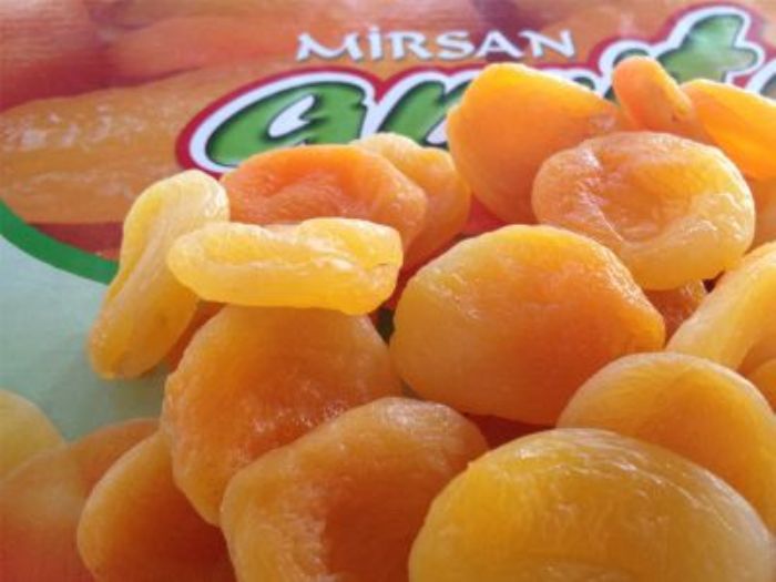 kuru kayısı / dried apricots